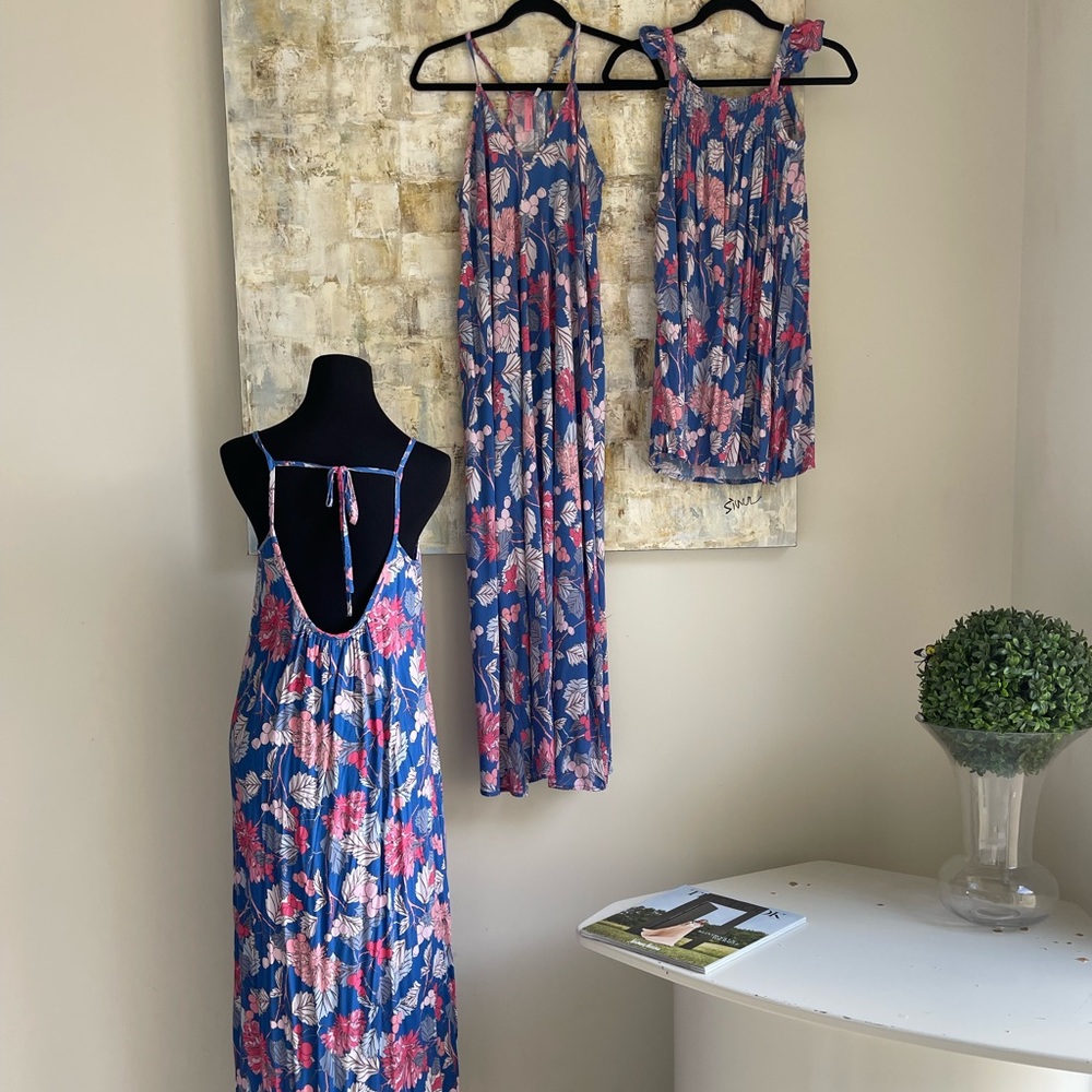 Set of 3 dresses. Size M | L | 11-12y